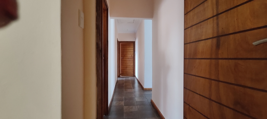 To Let 4 Bedroom Property for Rent in Newton Park Eastern Cape